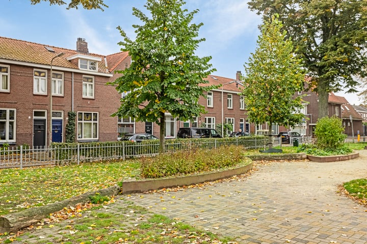 View photo 28 of Boomstraat 147