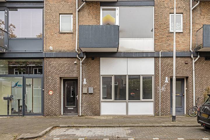 View photo 1 of Boomstraat 147