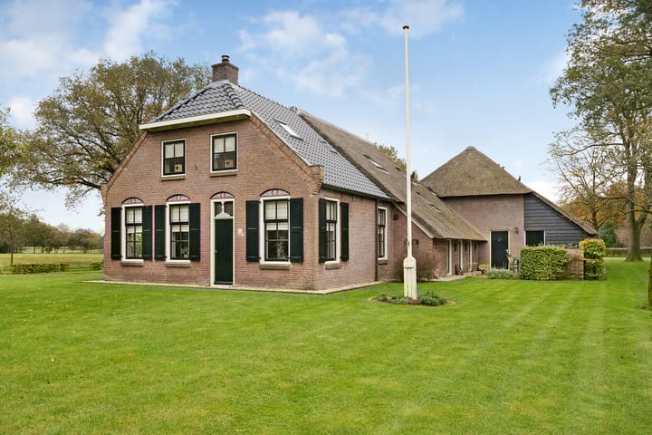 Foto 1 van Dwingelerweg 22