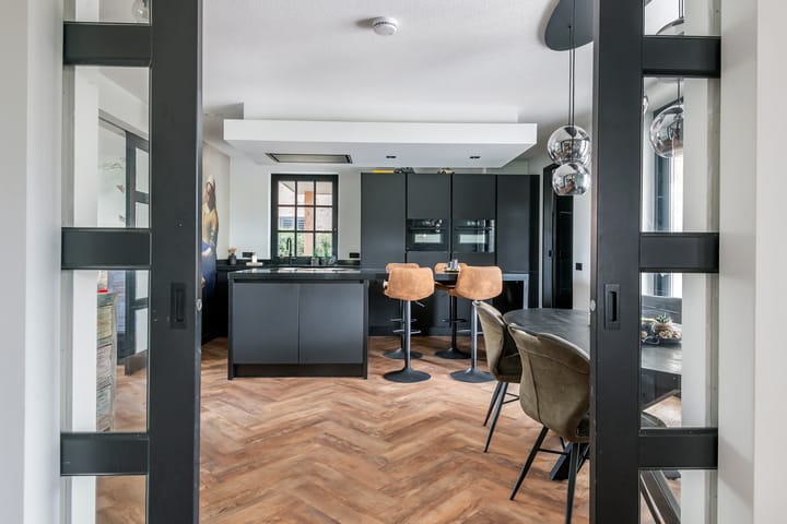 Photo 9 of Musket 18