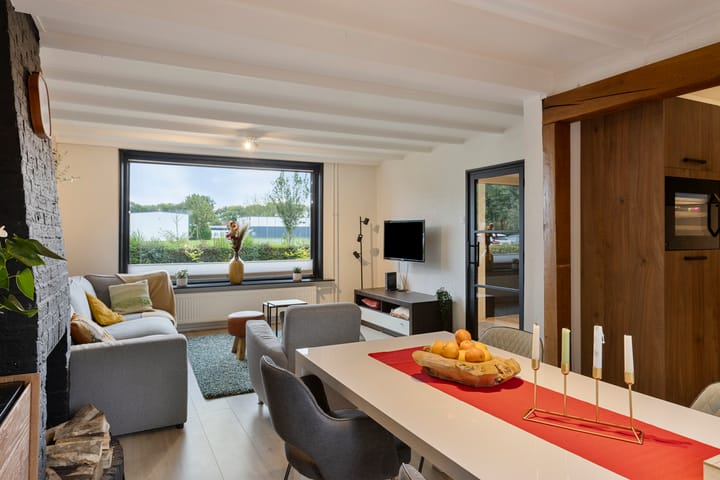 Photo 11 of Laurentiusstraat 26