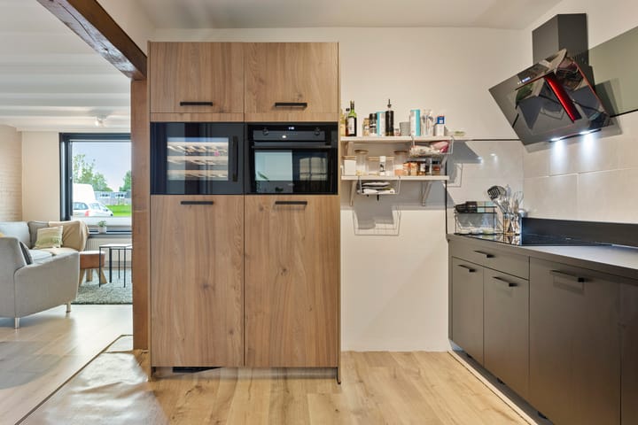 Photo 15 of Laurentiusstraat 26