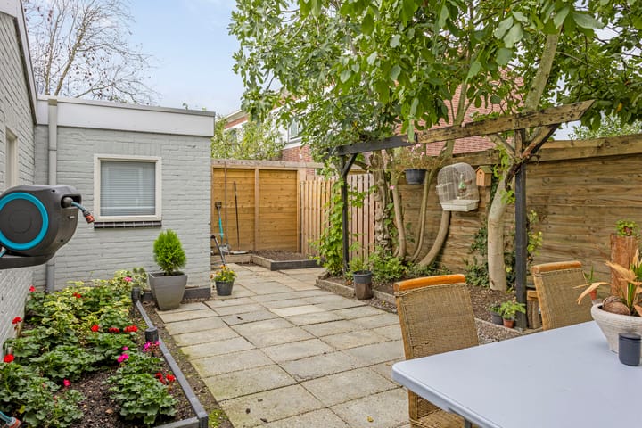 Photo 32 of Laurentiusstraat 26