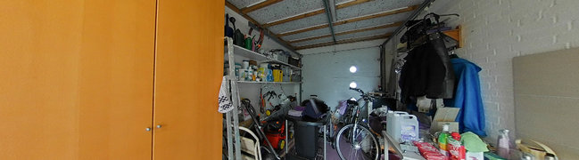 Bekijk 360° foto van Garage van Dominee Van Ingenstraat 4