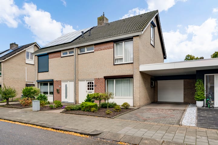 Foto 1 van Saksen Weimarstraat 15