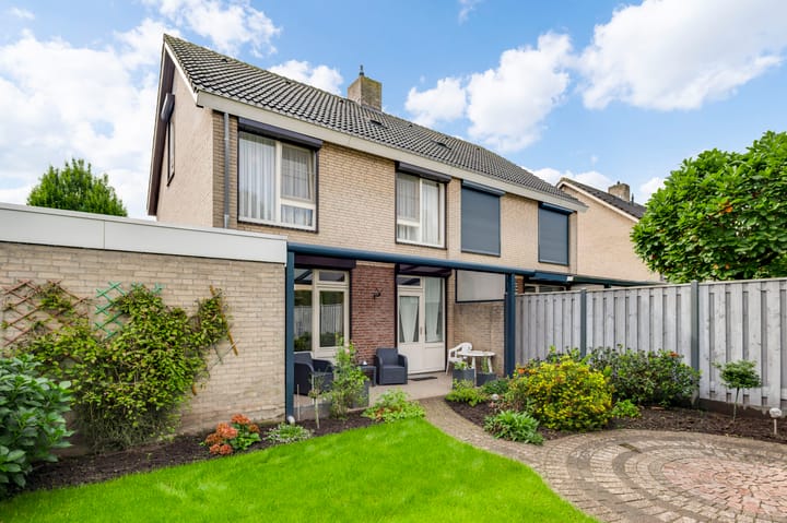 Foto 2 van Saksen Weimarstraat 15