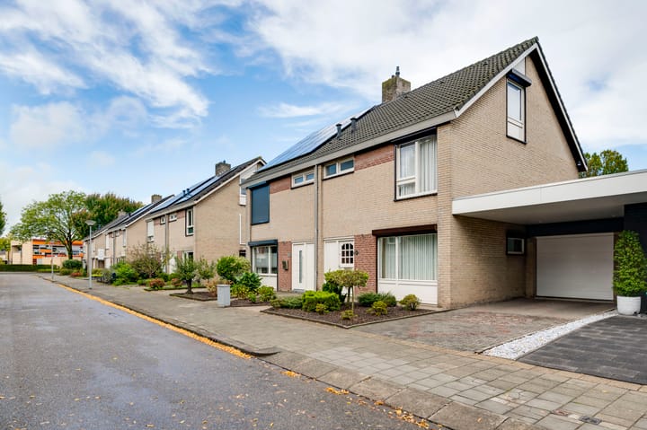 Foto 31 van Saksen Weimarstraat 15