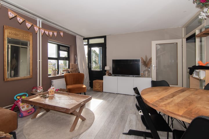 Foto 2 van Granietgroen 155