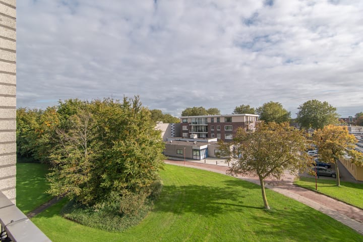 Foto 5 van Granietgroen 155