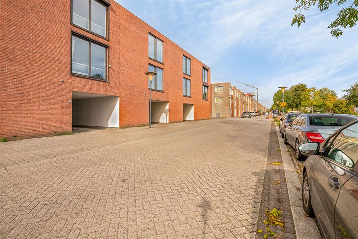 Bekijk foto 5 van Peursumstraat 71