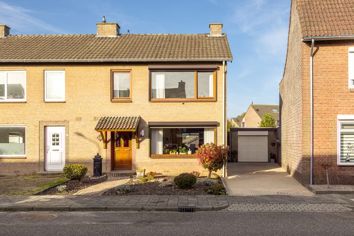 Foto 1 van Amstenraderweg 10