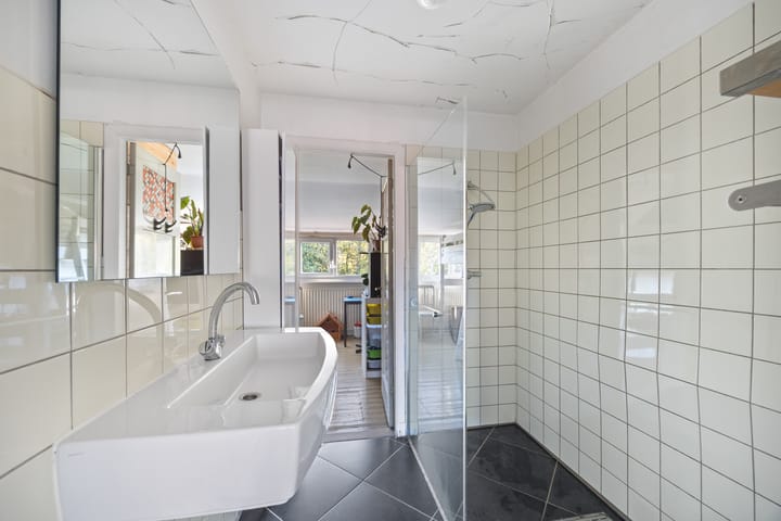 Foto 21 van Tuinluststraat 2