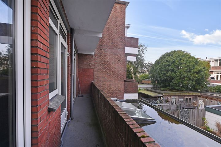 View photo 16 of Perenstraat 149