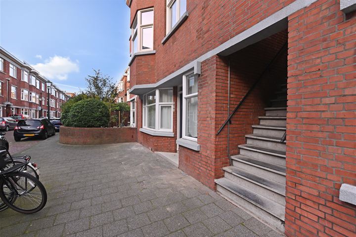 View photo 18 of Perenstraat 149