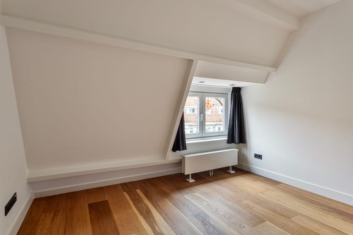 Foto 31 van Paramaribostraat 100-2