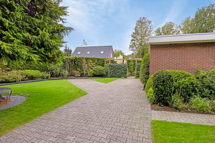 Foto 29 van Meerboomweg 67