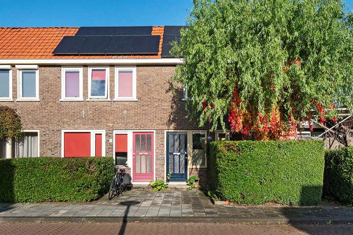 Bekijk foto 1 van Korenbloemstraat 26