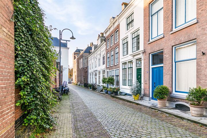 Molstraat 5