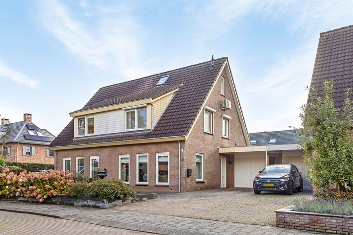 Bekijk foto 51 van Vuurdoornstraat 126