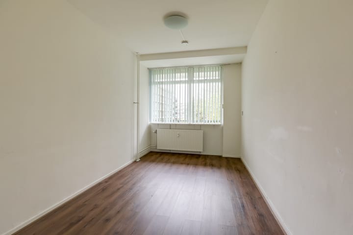 Foto 9 van Matenalaan 83