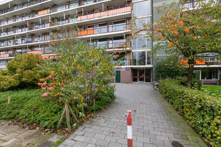 Foto 20 van Matenalaan 83