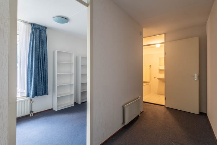 Foto 12 van Ringmus 64