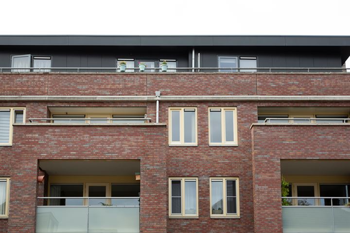 View photo 7 of Dr Huber Noodtstraat 20-21