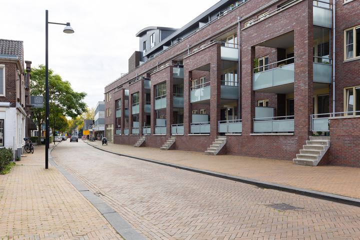 View photo 38 of Dr Huber Noodtstraat 20-21