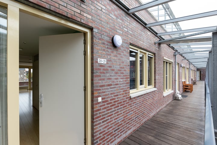 View photo 45 of Dr Huber Noodtstraat 20-21