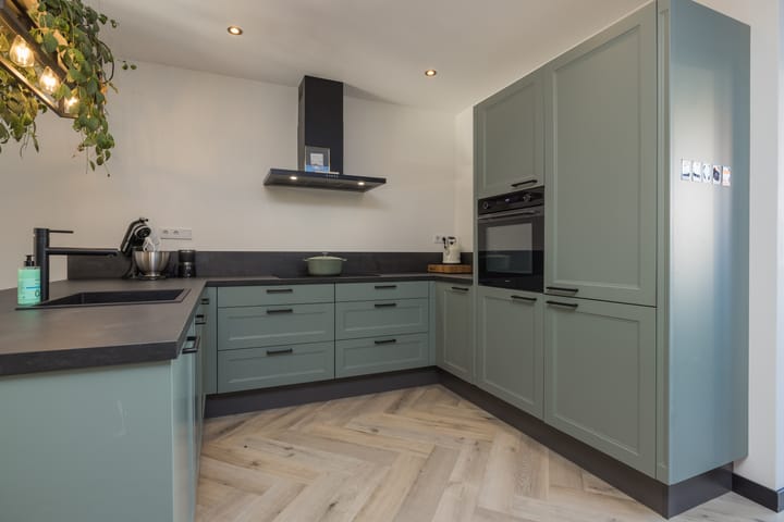 Foto 10 van Secretaris Varkevisserstraat 232