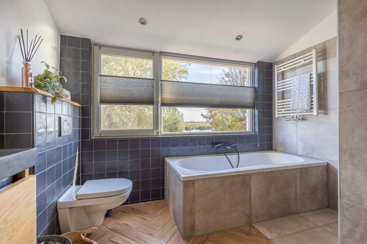 Photo 39 of Vaartdijk 10-B