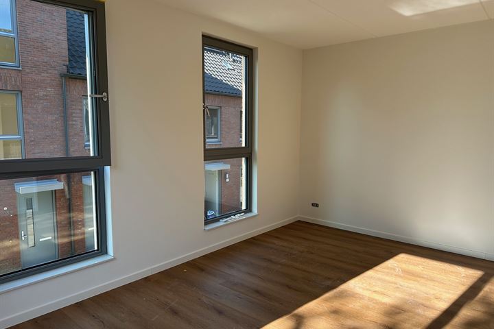 Bekijk foto 12 van Aardschouwstraat 31