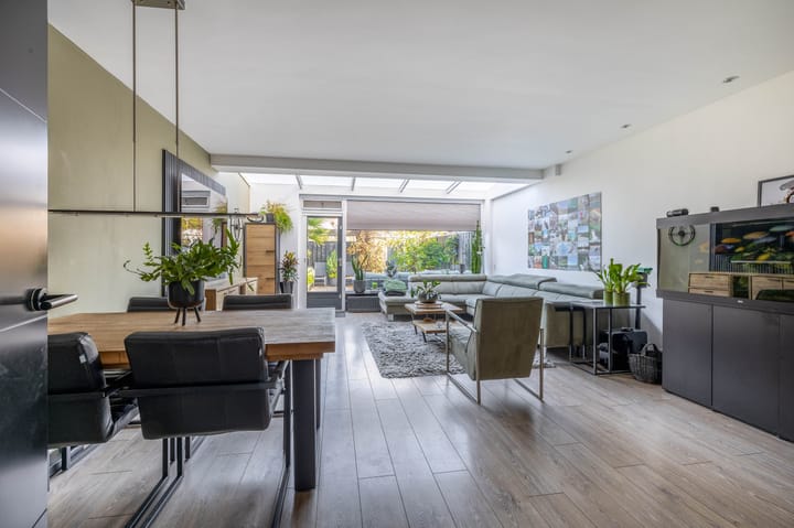 Foto 3 van Schrijnwerker 87