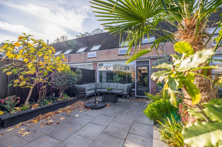 Foto 19 van Schrijnwerker 87