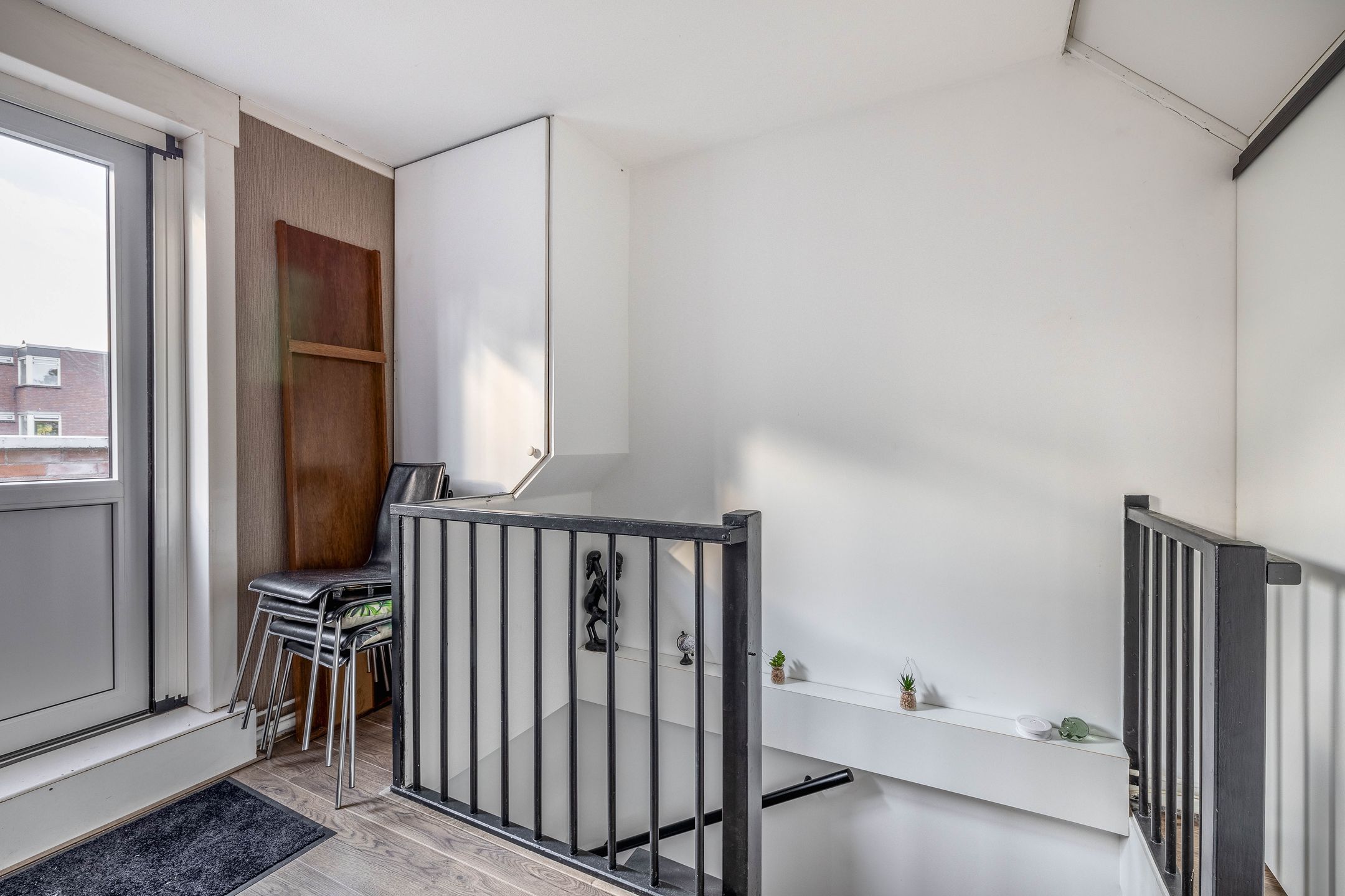 Foto 30 van Schrijnwerker 87