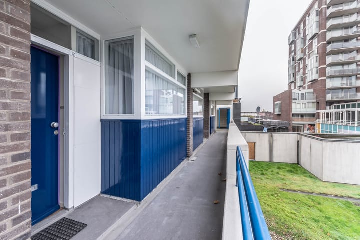 Foto 19 van Buitenplein 17