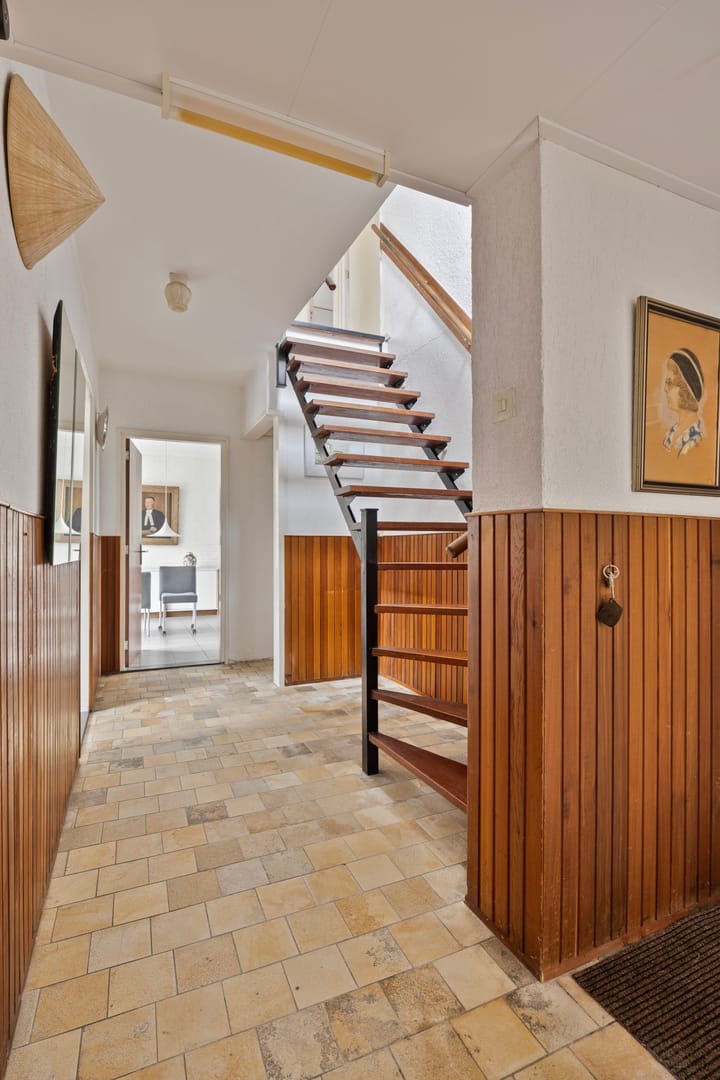 Foto 2 van Buiten Sociëteitstraat 6