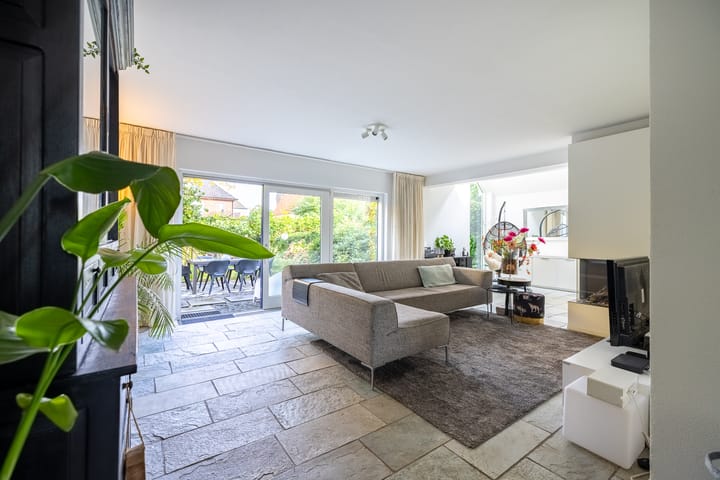 Foto 2 van Platanenhof 29