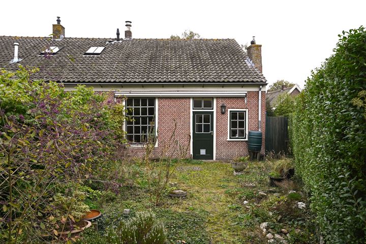 Bekijk foto 4 van Valkenaarstraat 46