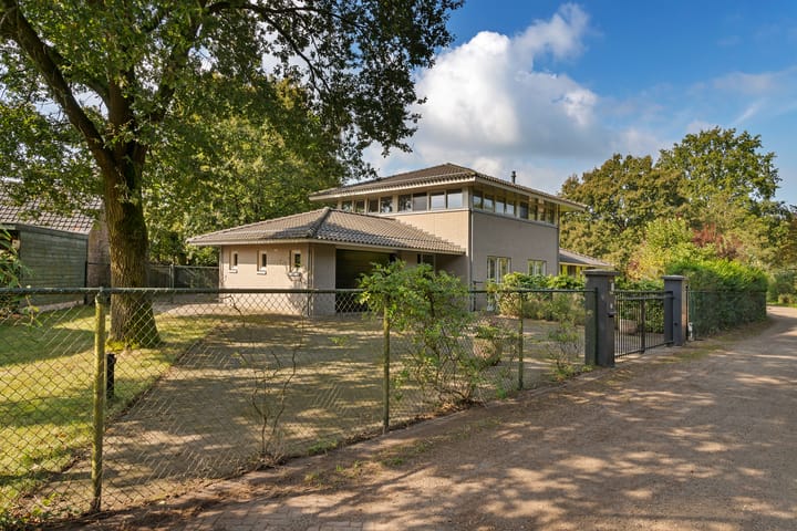 Photo 4 of Strijbosscheweg 24