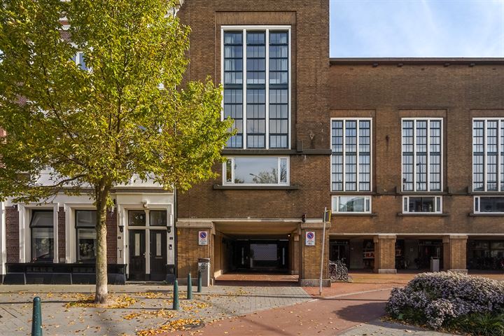 Bekijk foto 1 van Bilderdijkstraat 15