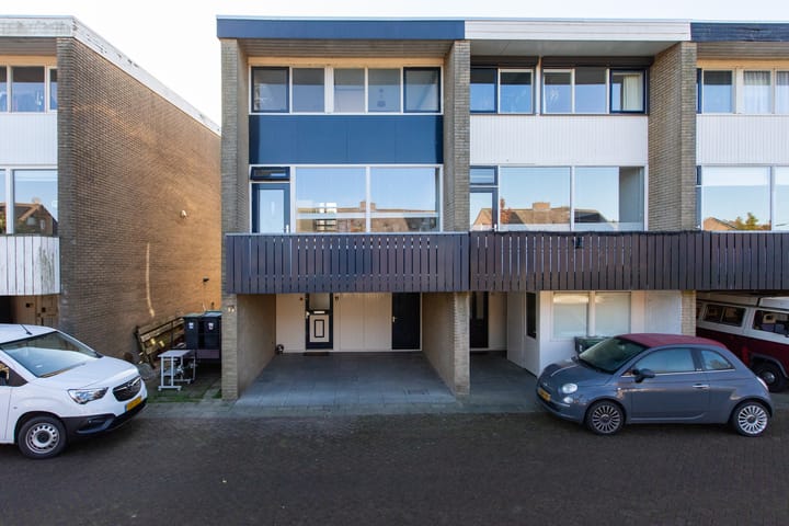 Foto 1 van Weth J Teeringstraat 11