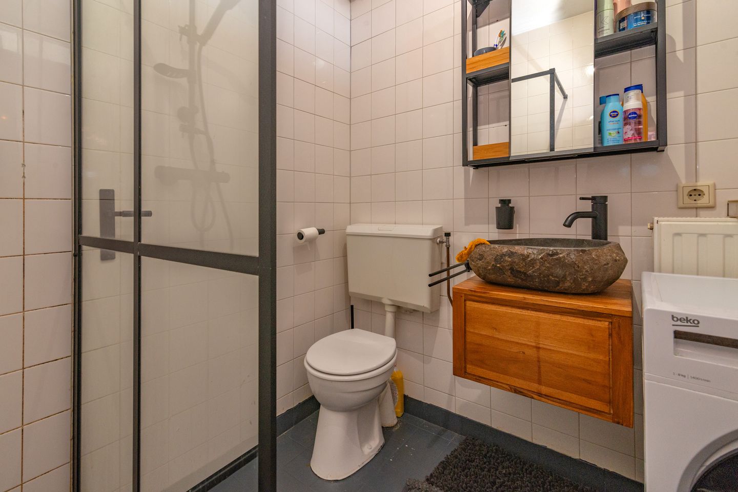 Foto 20 van Van der Hagenstraat 925