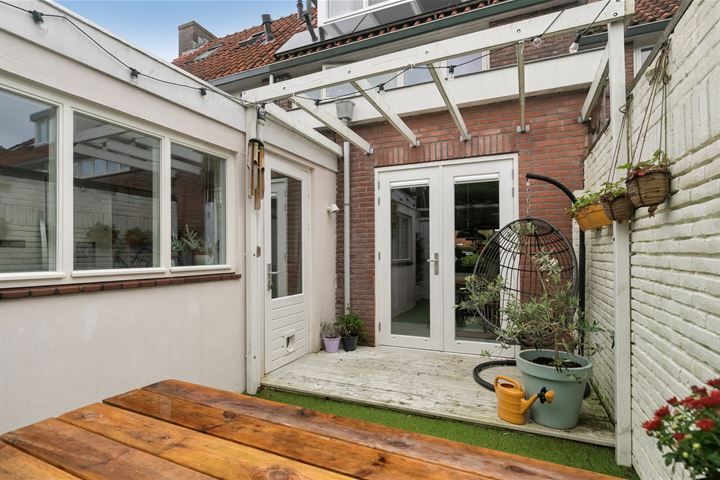 Bekijk foto 18 van Van de Sande Bakhuyzenstraat 20