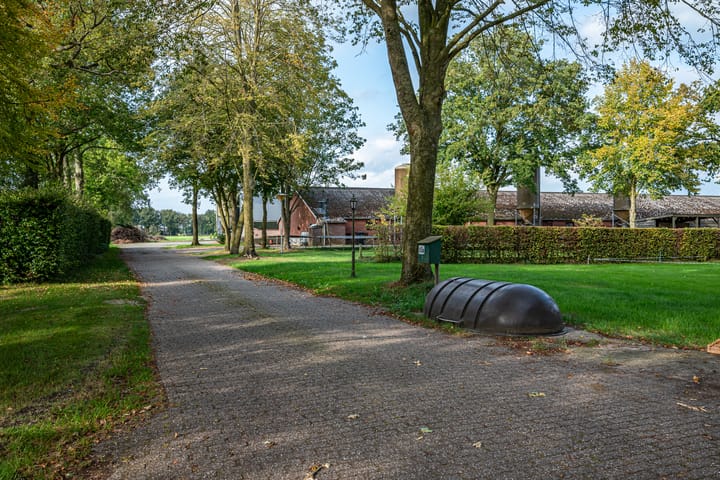 Photo 3 of Oosteinde 65C