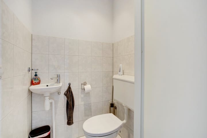 Foto 9 van Monnickendamstraat 57