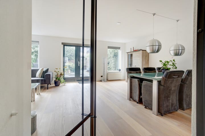 Foto 11 van Monnickendamstraat 57