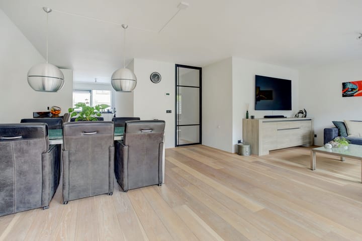 Foto 12 van Monnickendamstraat 57