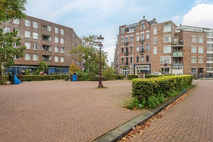 Bekijk foto 24 van Eerste Atjehstraat 97-1