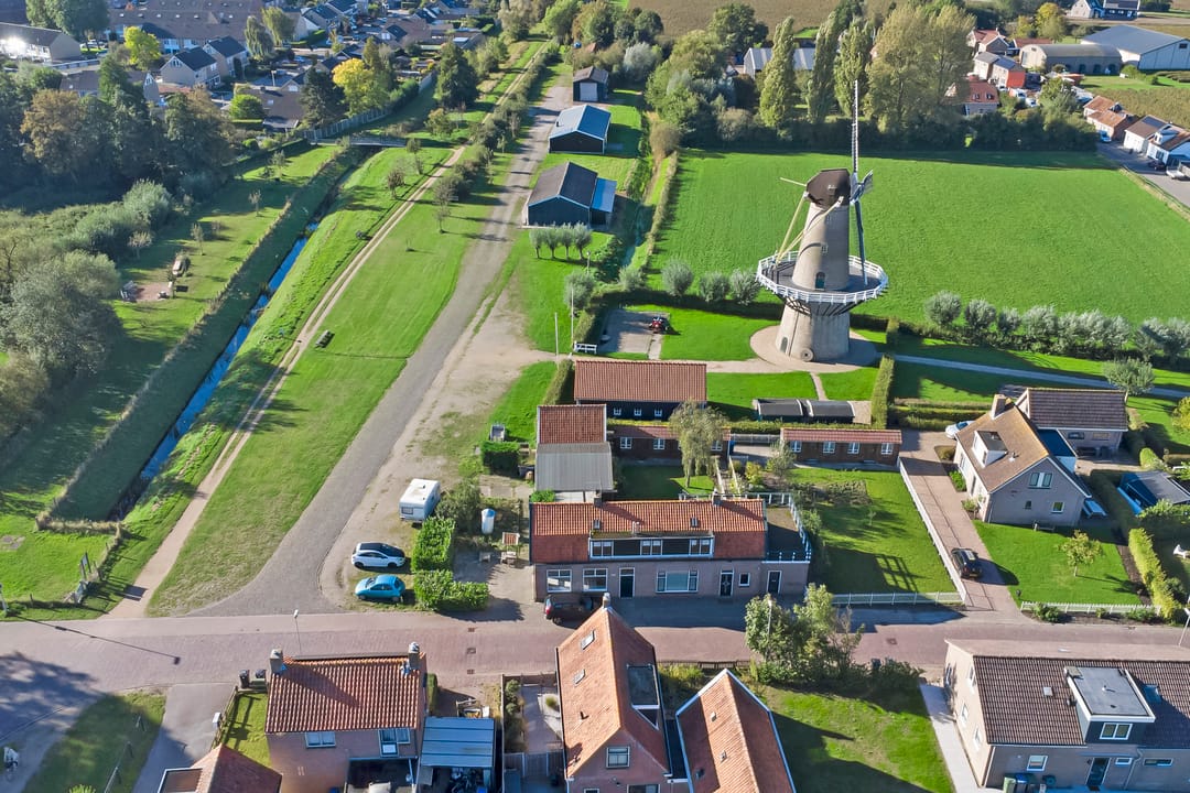 Foto 38 van Stationsweg 11